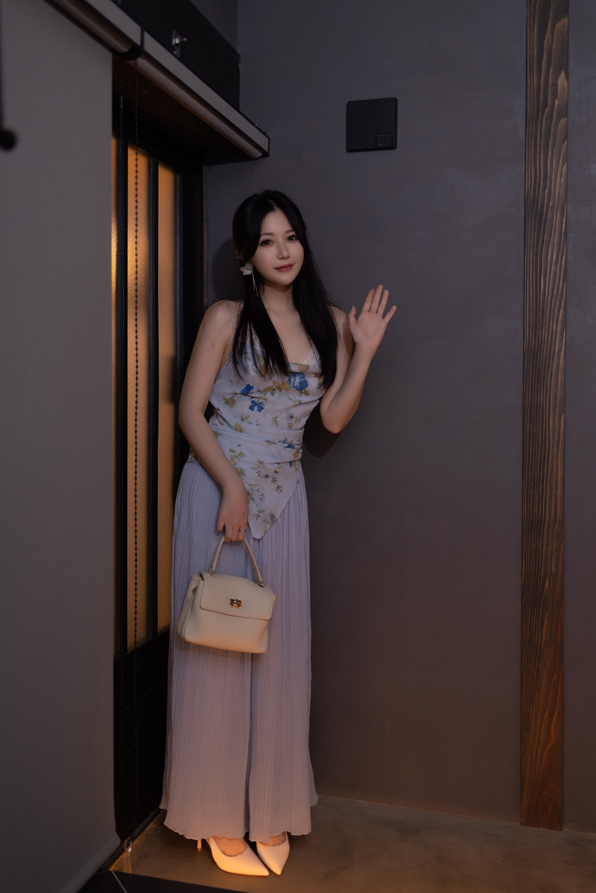 图片[1]-鱼子酱Fish – NO.102 （私拍） 内购无水印 《她的体香》[140P]-XikXak